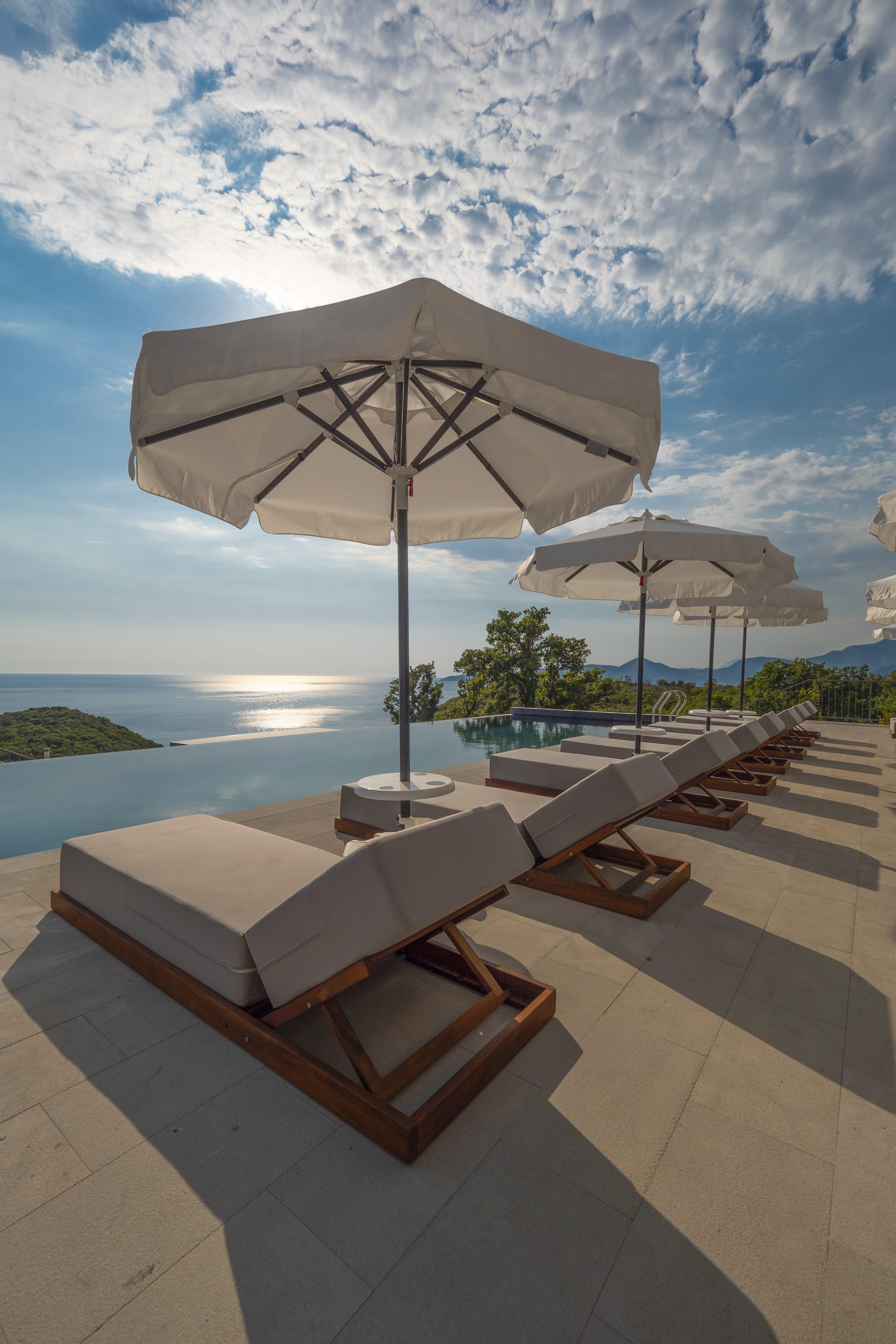 Vivid Blue Serenity 4* Ilha Sveti Stefan